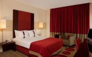 Holiday Inn Standard room
